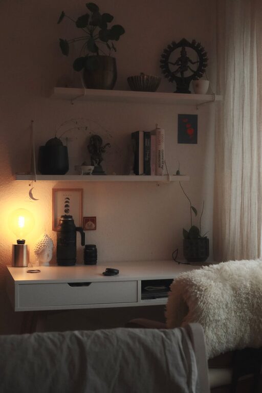 Easy Tips for Creating a Relaxing Home Workspace